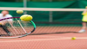 Poznaj ten sport - ile trwa mecz tenisa?